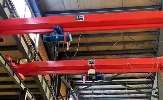 電動單梁蜜桃久久无码機上麵怎麽改造電動葫蘆？