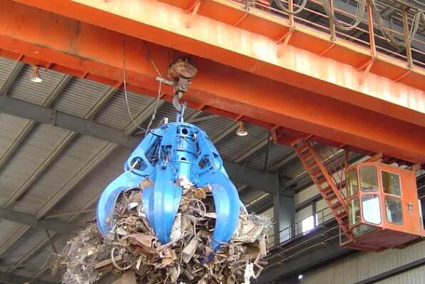雙梁抓鬥橋式蜜桃久久无码機電動機的絕緣層構造，是根據電流量尺寸或是工作電壓多少明確?