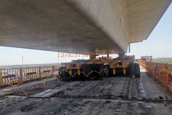 900噸輪胎提，900噸液壓運梁車